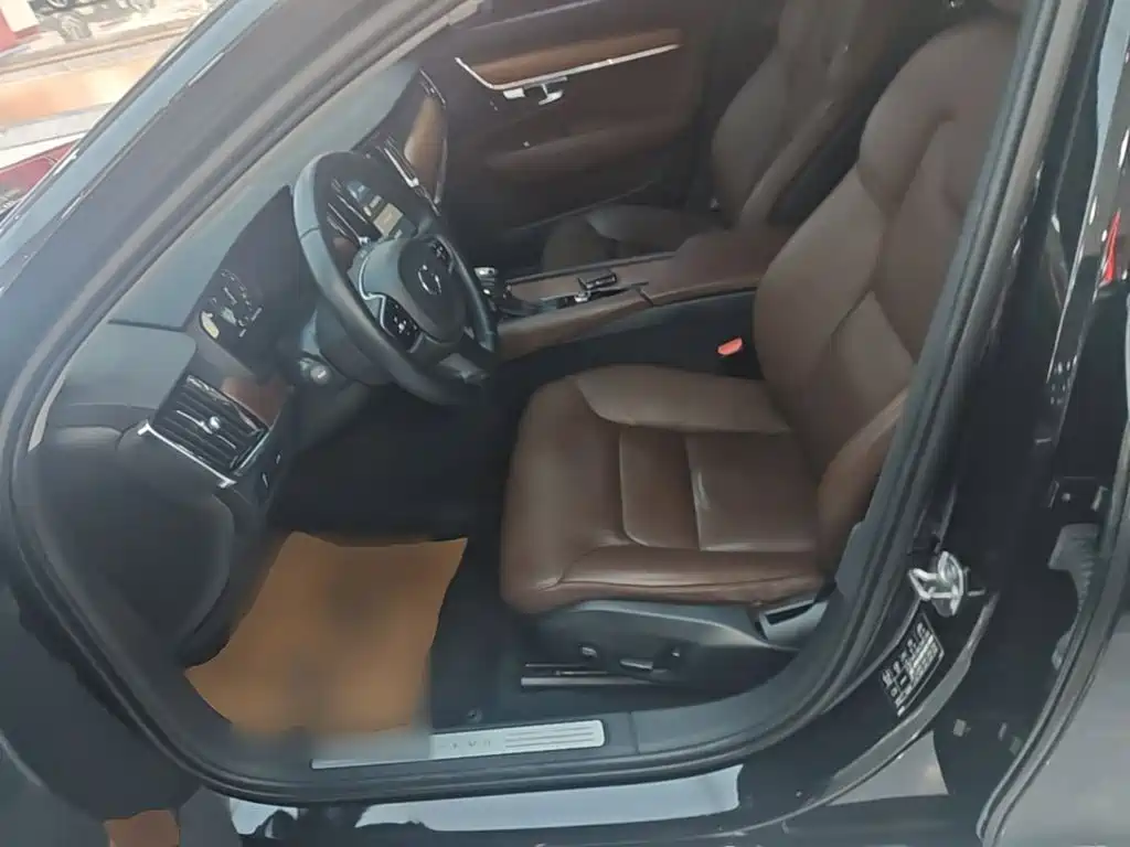 Volvo S90 2017 2017 T5 R-Design