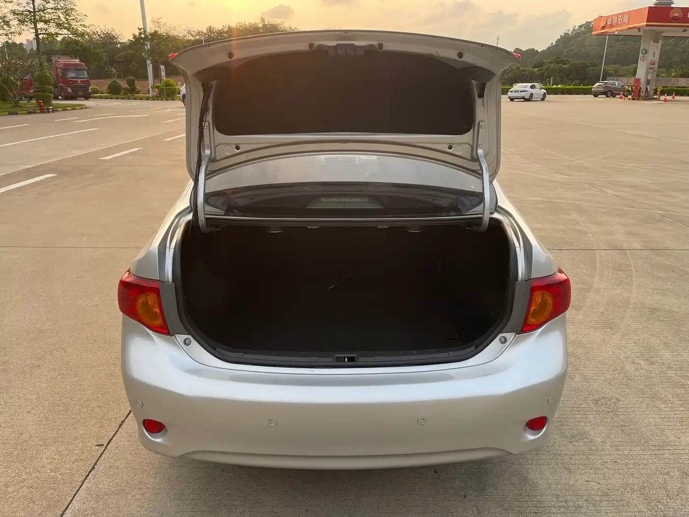 Toyota Corolla 2008 1.8L Automatic GL-i Sunroof Special Edition фото 9