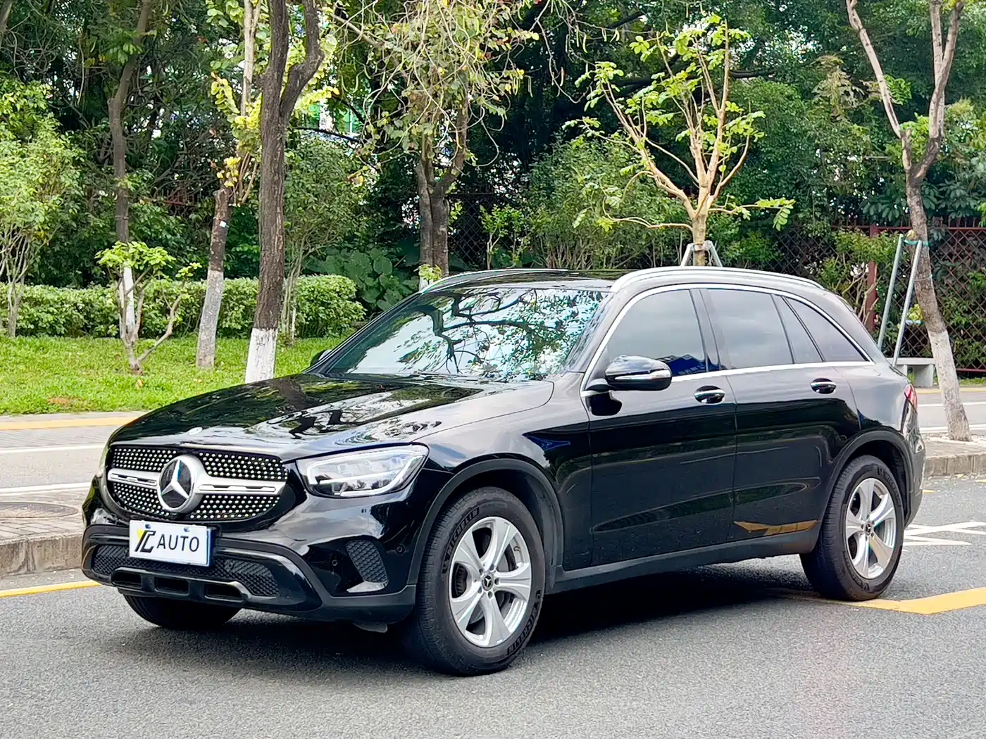 Mercedes-Benz GLC 2020 Facelift GLC 260 L 4MATIC Dynamic