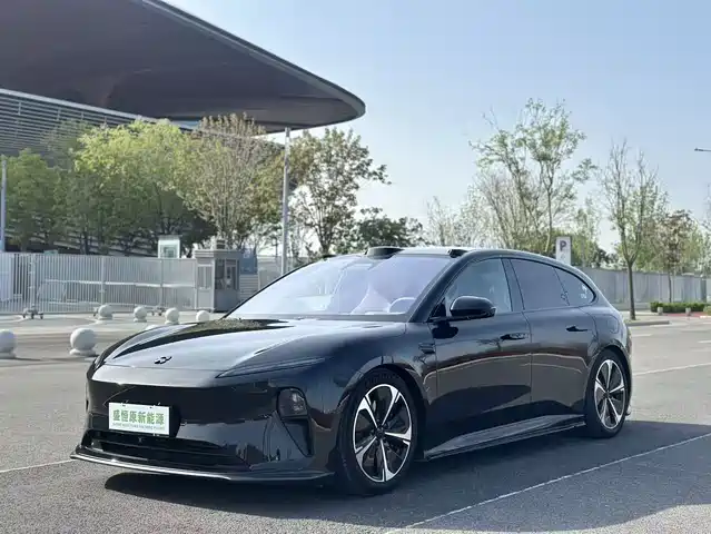 NIO NIO ET5T