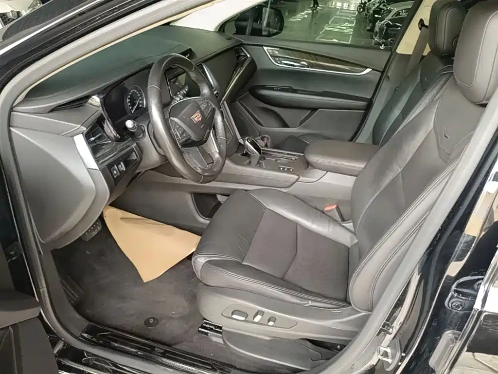 Cadillac XT5 2018 28T 4WD Luxury фото 15