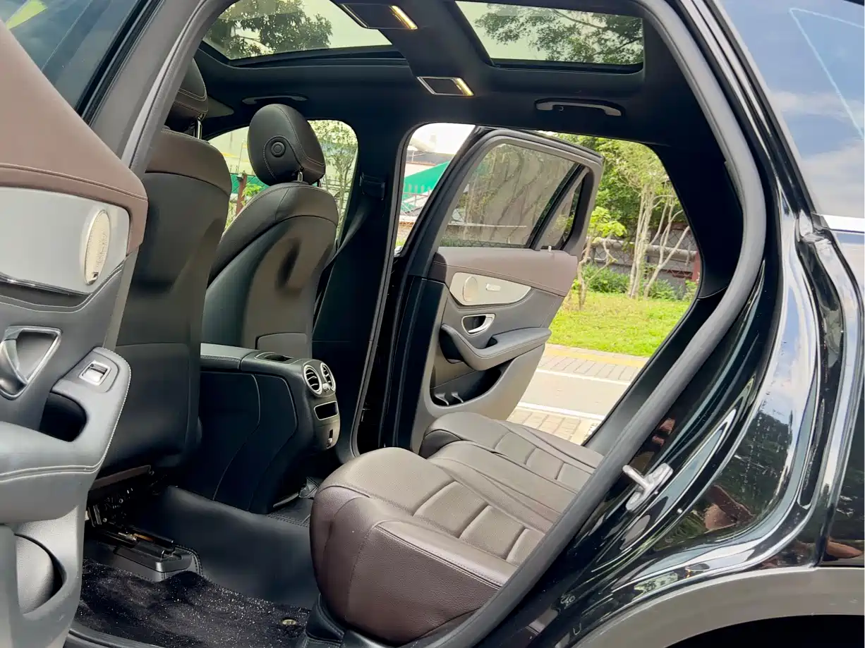 Mercedes-Benz GLC 2020 Facelift GLC 260 L 4MATIC Dynamic фото 18