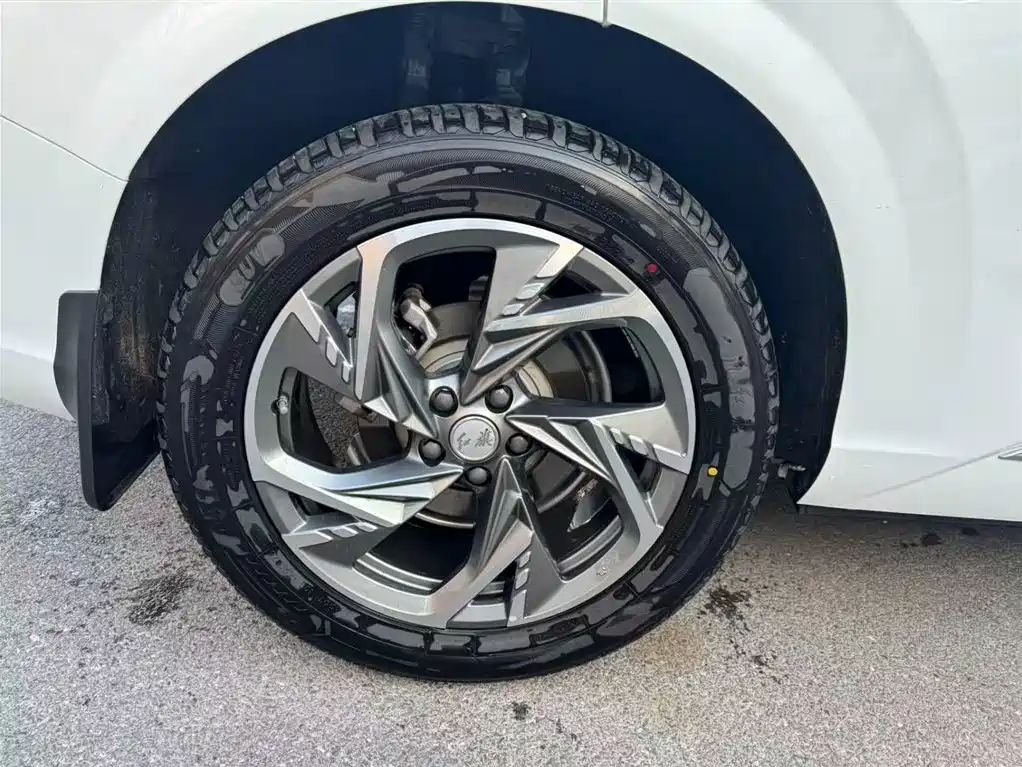 Hongqi HONGQI HS3 PHEV