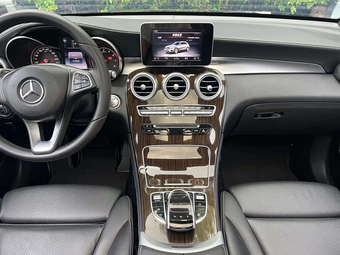Mercedes-Benz GLC 2017 GLC 260 4MATIC Luxury фото 9