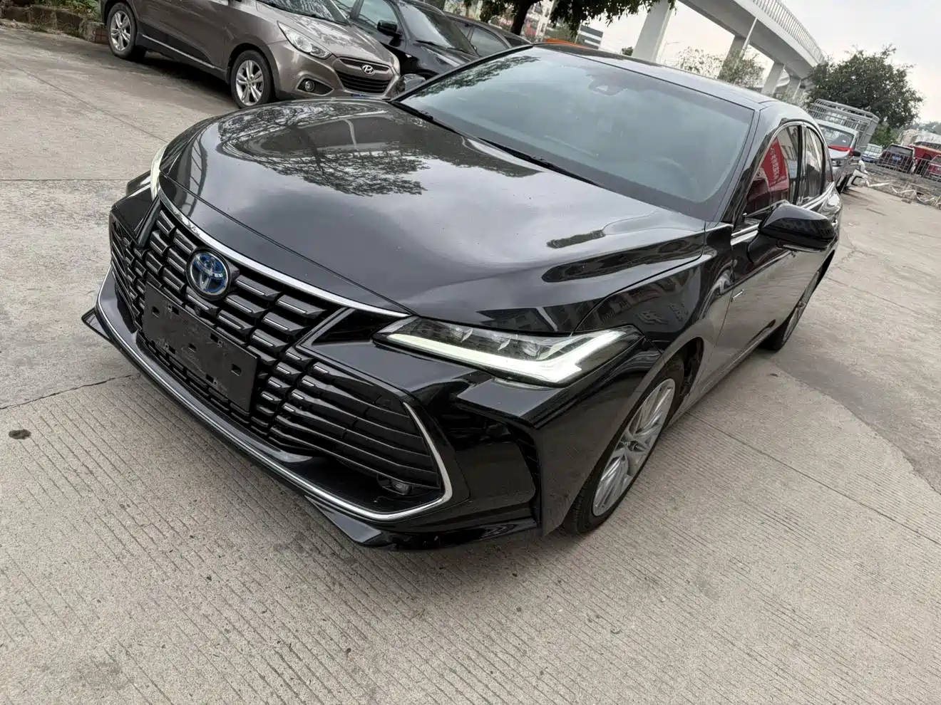 Toyota Avalon 2024 Model Hybrid 2.5L XLE Prestige Edition