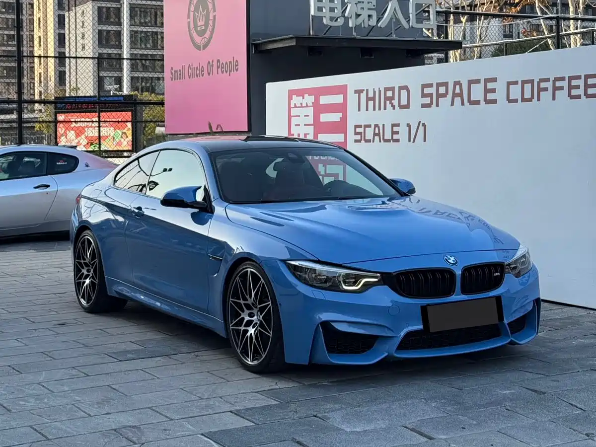 BMW M4 2017 M4 Coupe Fans Limited Edition фото 2