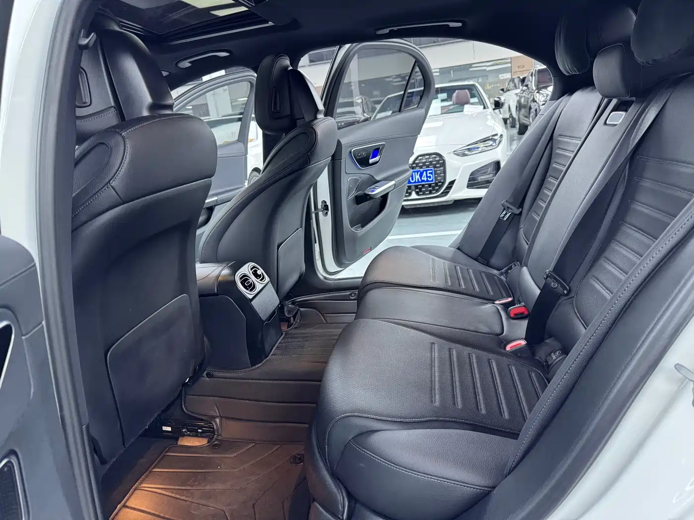 Mercedes-Benz C-Class 2022 C 200 L Sport Version фото 15