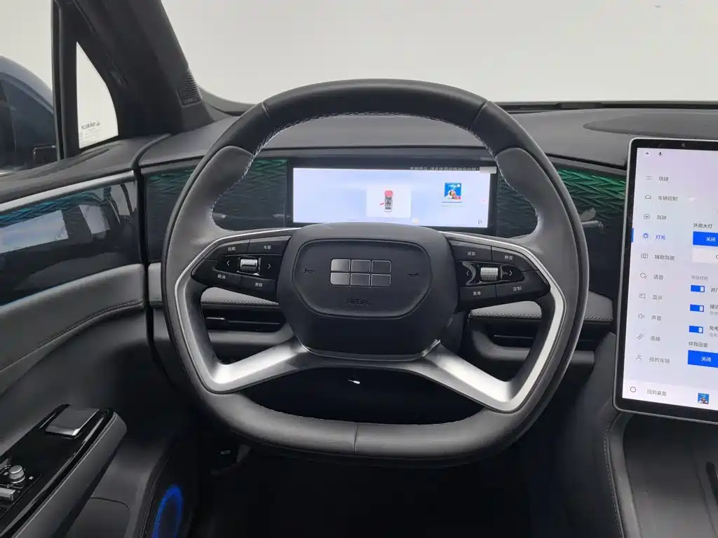 Geely Galaxy Galaxy L7 2025 2025 EM-i 115km Explorer Edition