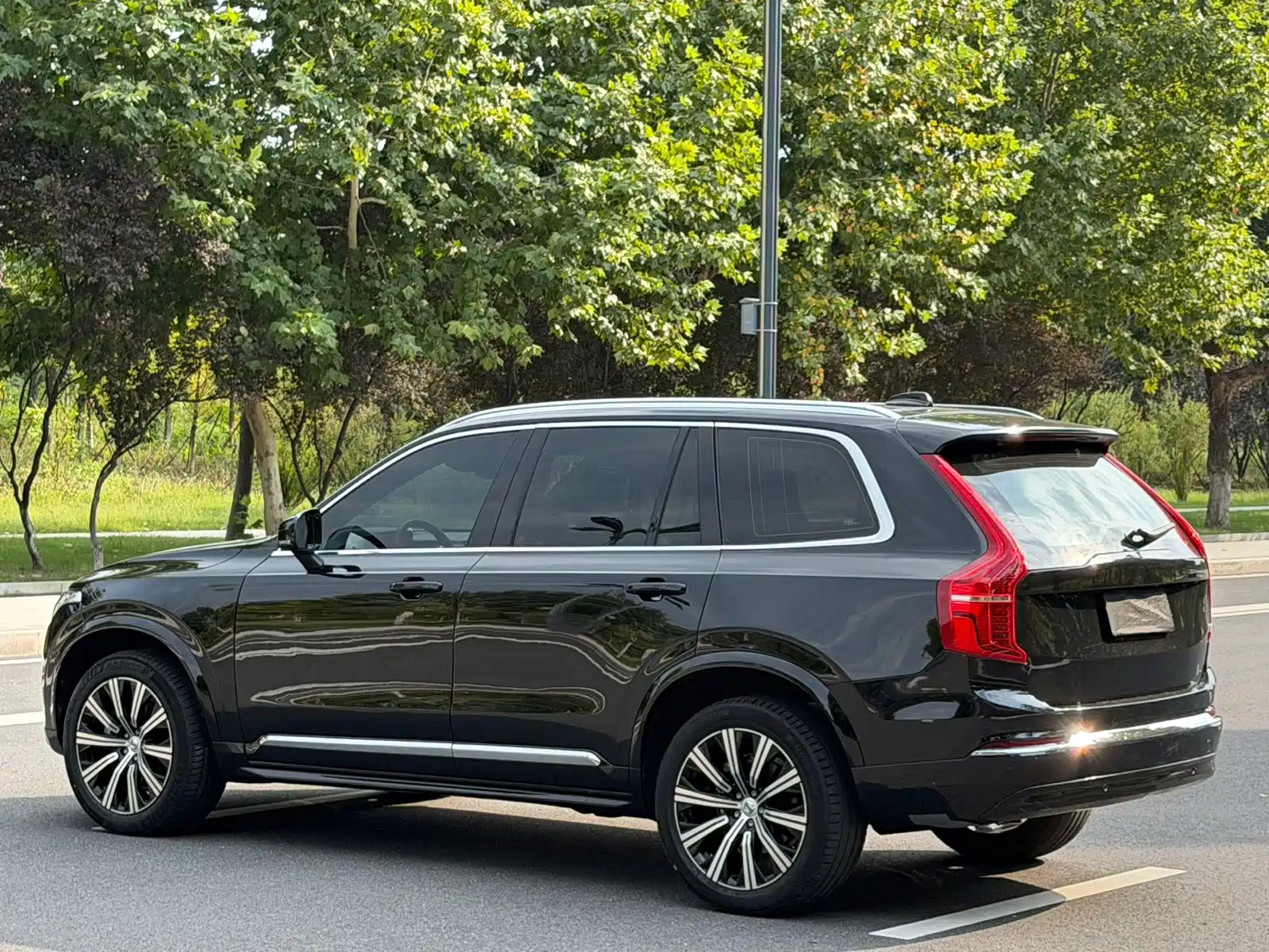 Photo 11 - Volvo XC90