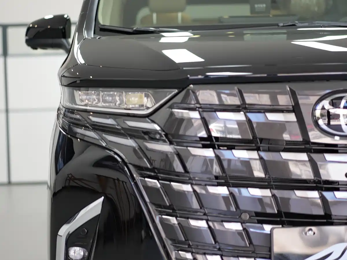 Toyota Alphard 2024 Hybrid 2.5L Prestige Edition фото 11