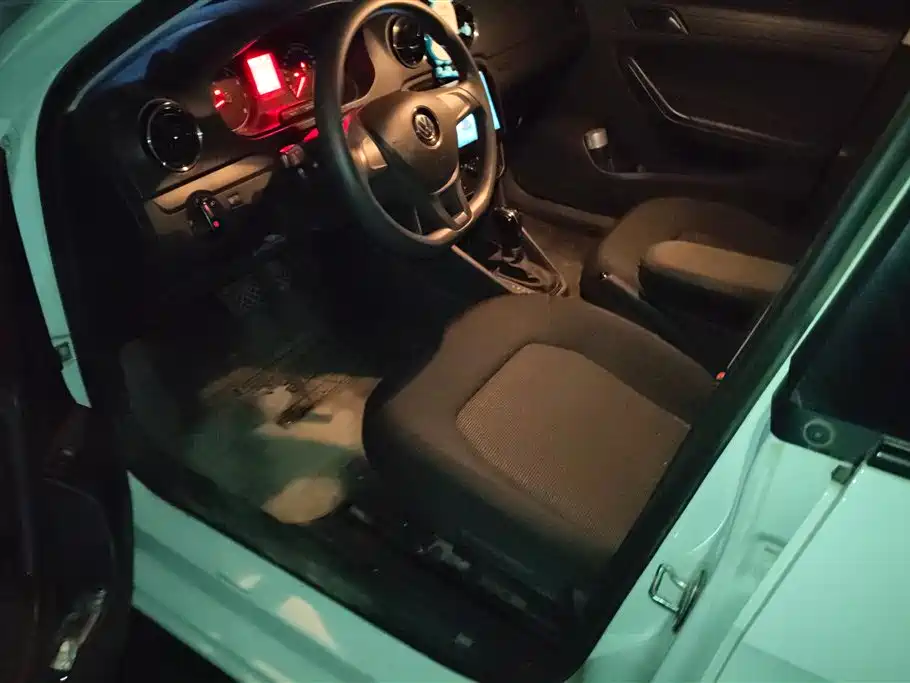Volkswagen Jetta 2019 Dream Edition 1.5L Auto Fashion фото 9
