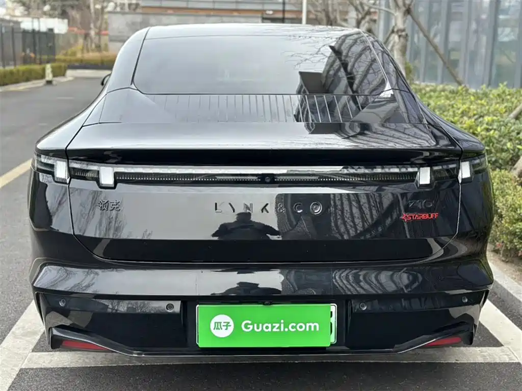Lynk & Co Z10 2025 STARBUFF 95kWh 680km AWD Smart Drive фото 8