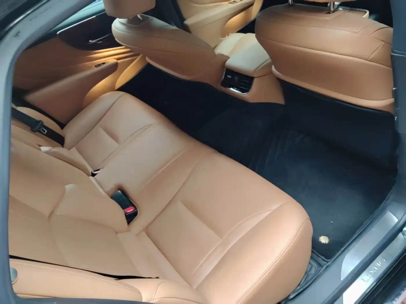Lexus LS 2022 2021 500h Excellence Edition