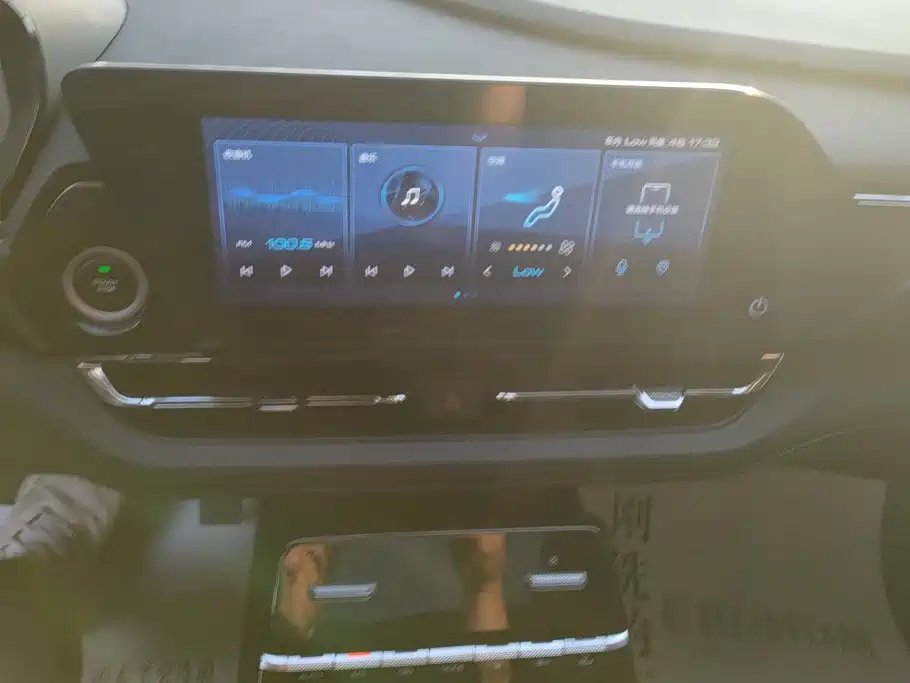 Wuling Motors Wuling Victory 2020 2020 1.5T CVT Flagship