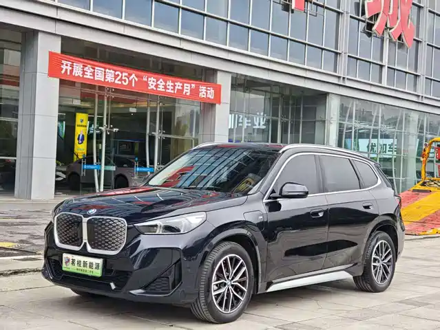 BMW BMW iX1 2025 eDrive25L M Sport Package
