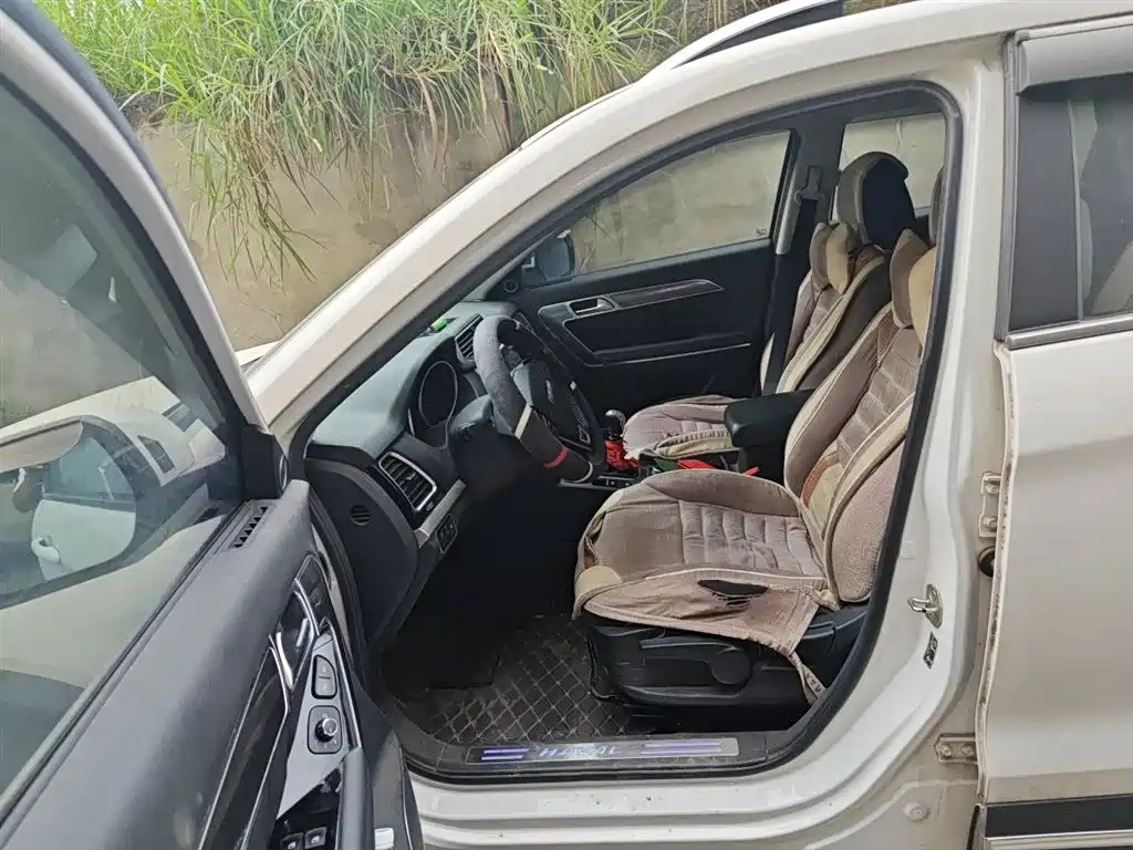 Haval H6 Coupe 2015 Model Blue Label 2.0T Manual 2WD Urban фото 13
