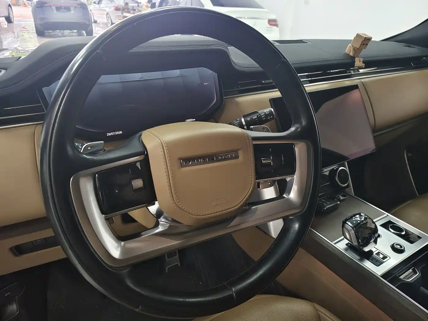 Land Rover Range Rover 2023 2023 3.0 L6 400PS Golden Age Long Wheelbase