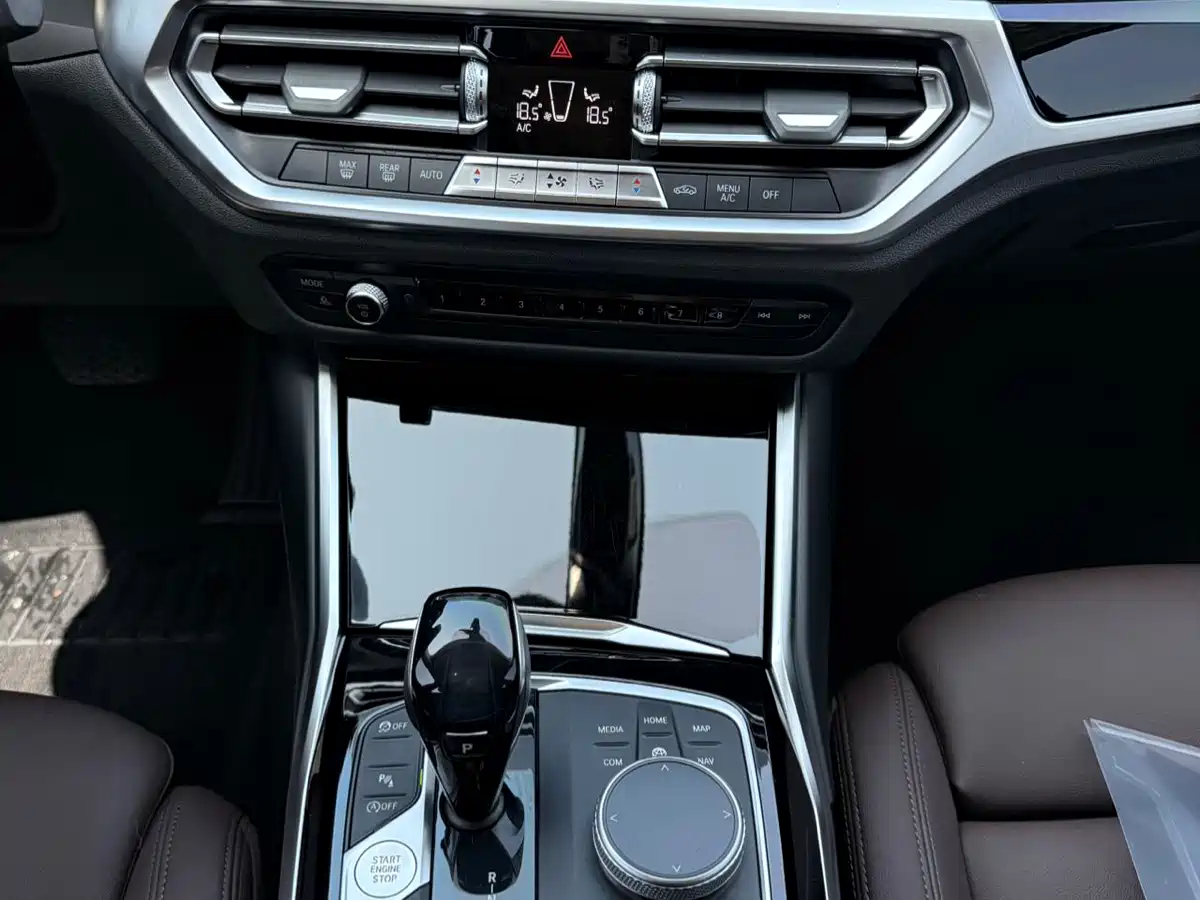 BMW 3 Series 2020 320Li M Sport Package фото 9