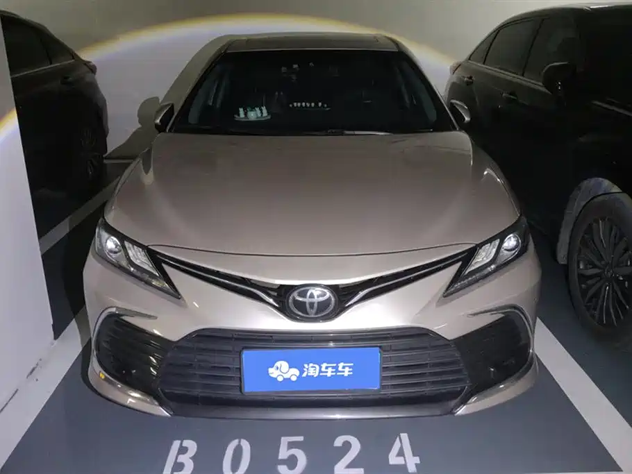 Toyota Camry 2021 2.0G Luxury Edition фото 2