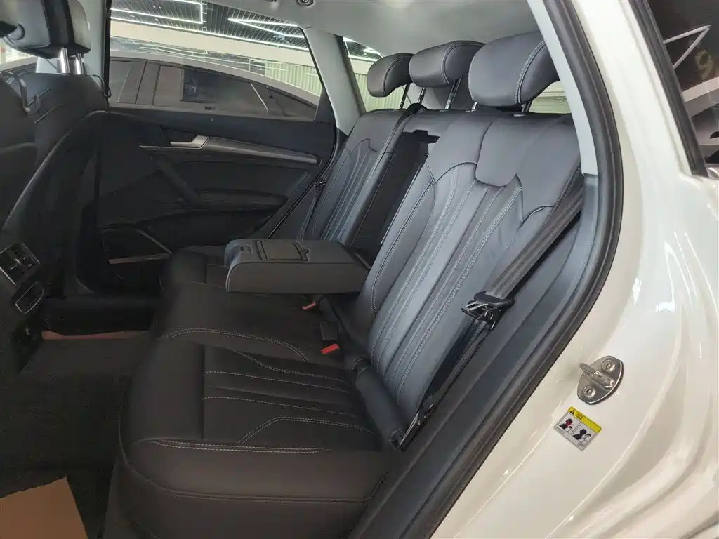 Audi Q5L 2022 Facelift 45T Luxury Dynamic фото 13
