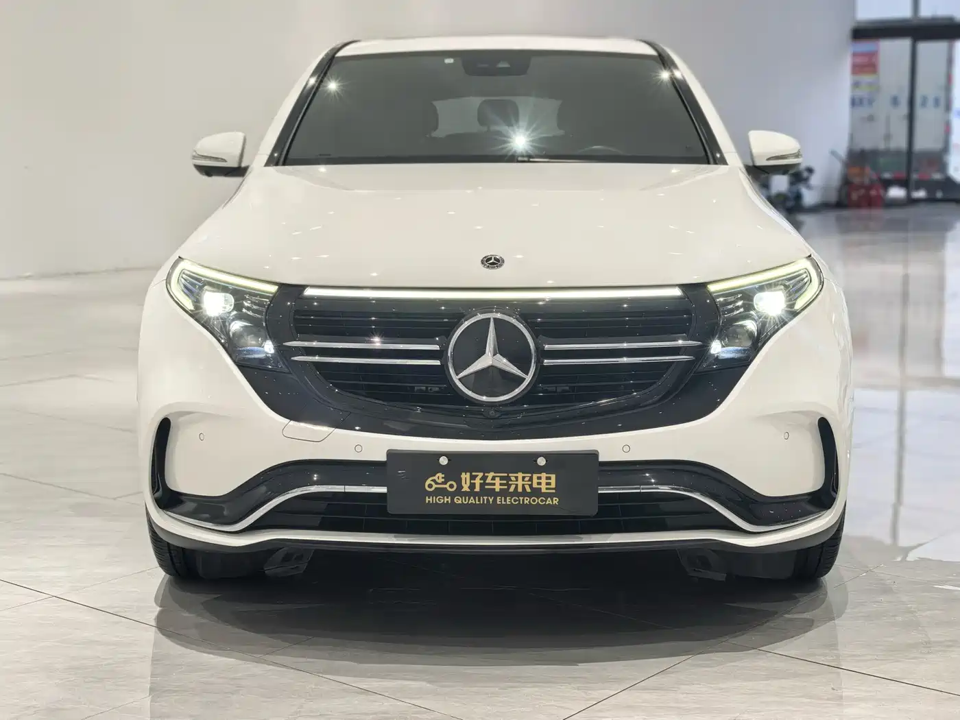 MERCEDES-BENZ EQC
