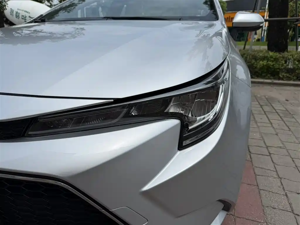 Toyota Levin 2021 185T CVT Luxury Edition фото 15