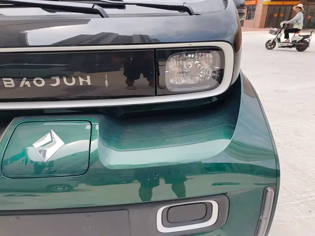 Baojun KiWi EV 2024 2022 Designer Lite NMC
