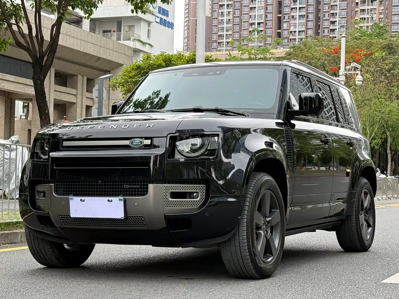 Land Rover Defender 2023 Facelift 110 3.0T P400 X-DYNAMIC HSE