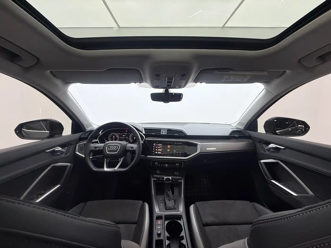Audi Q3 2023 35 TFSI Fashion Dynamic (1.4T) фото 10