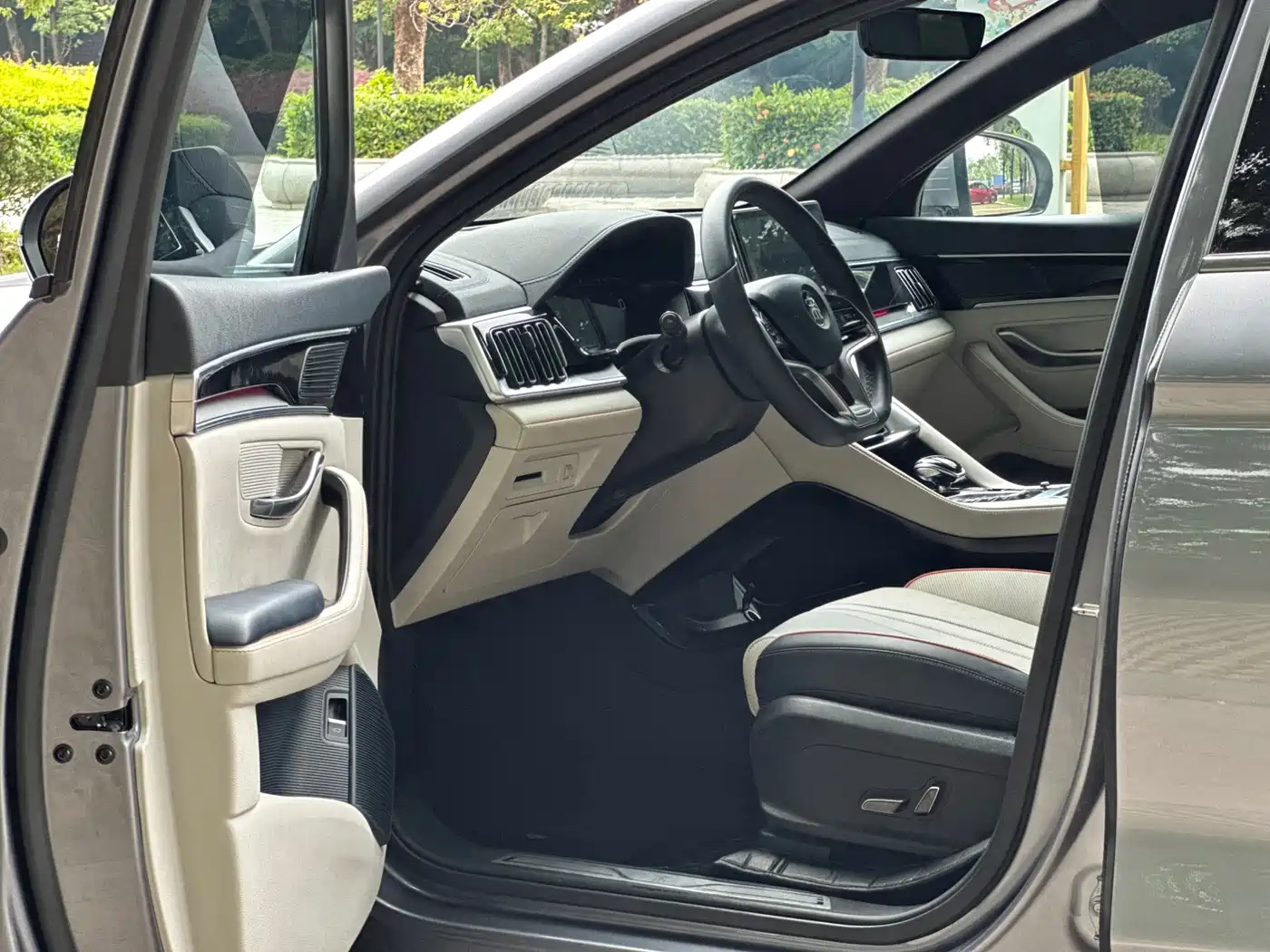 BYD Song PLUS PHEV 2021 DM-i 110KM Flagship фото 11