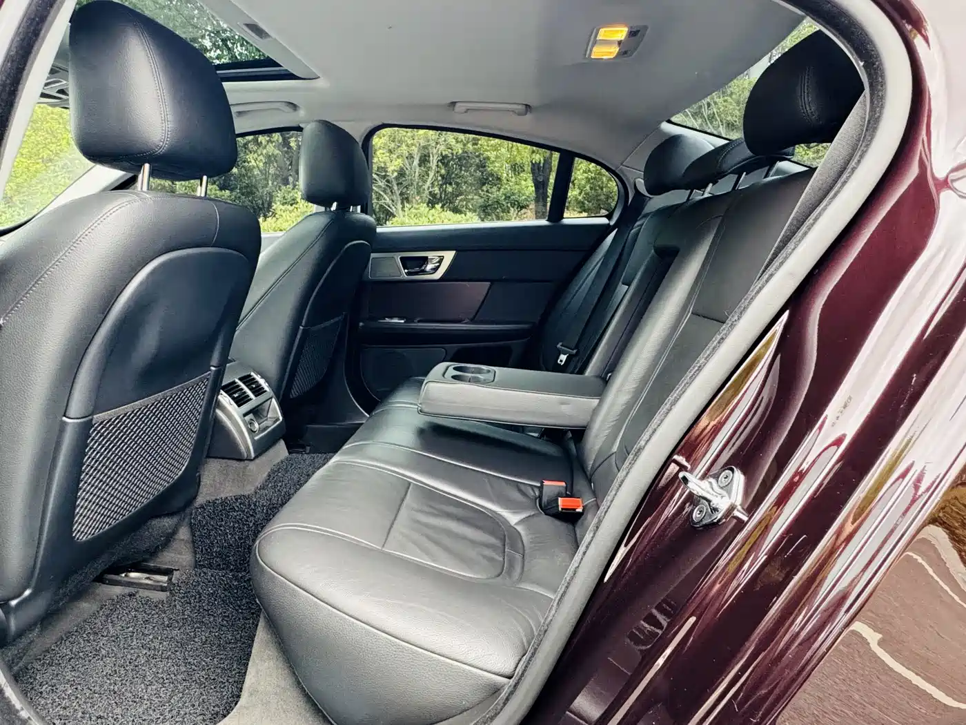 Jaguar XF 2013 2014 XF 2.0T Elegance Edition