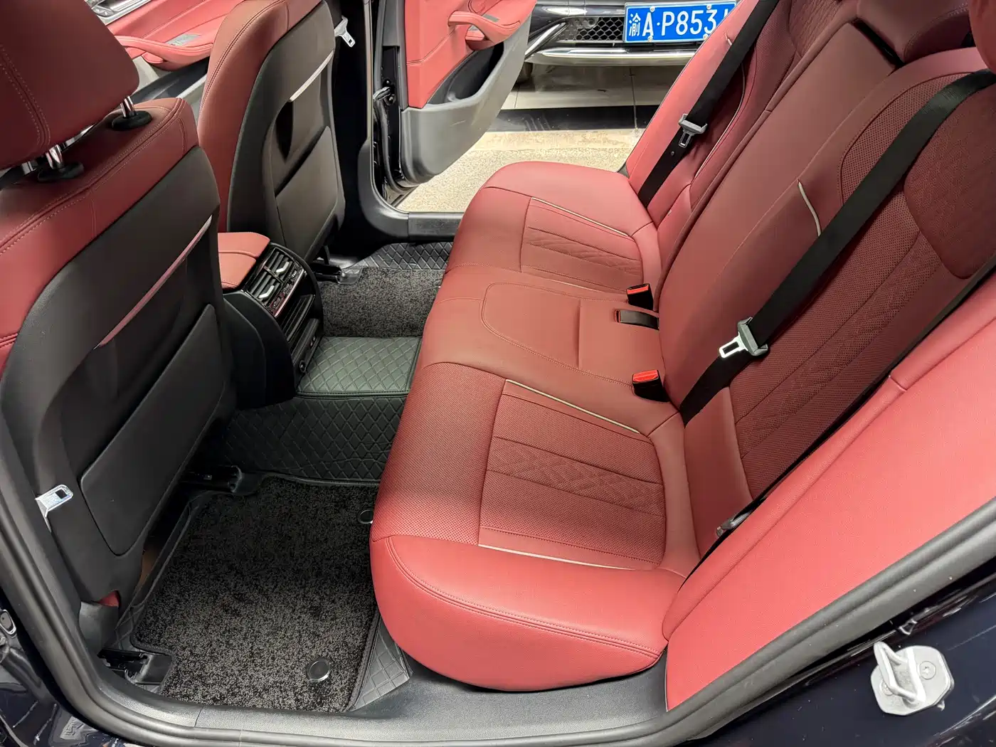 BMW 5 Series 2022 Model Second Facelift 530Li Leading M Sport Package фото 15