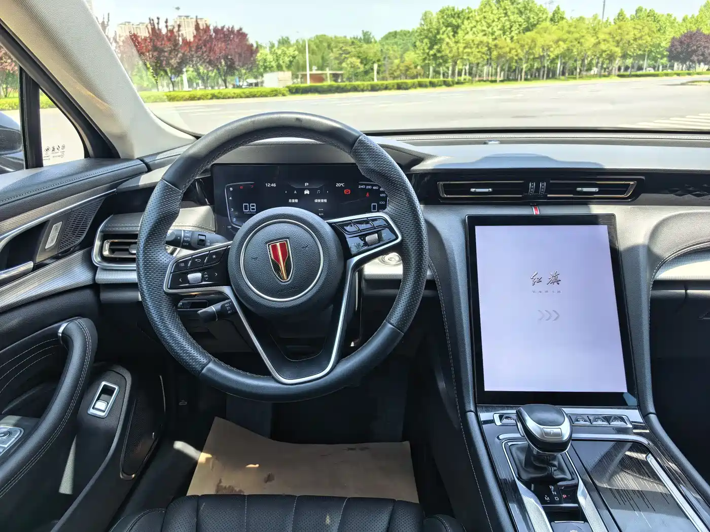 Hongqi H5 2024 1.5T DCT Smart Connect Flag Rhythm Edition фото 12