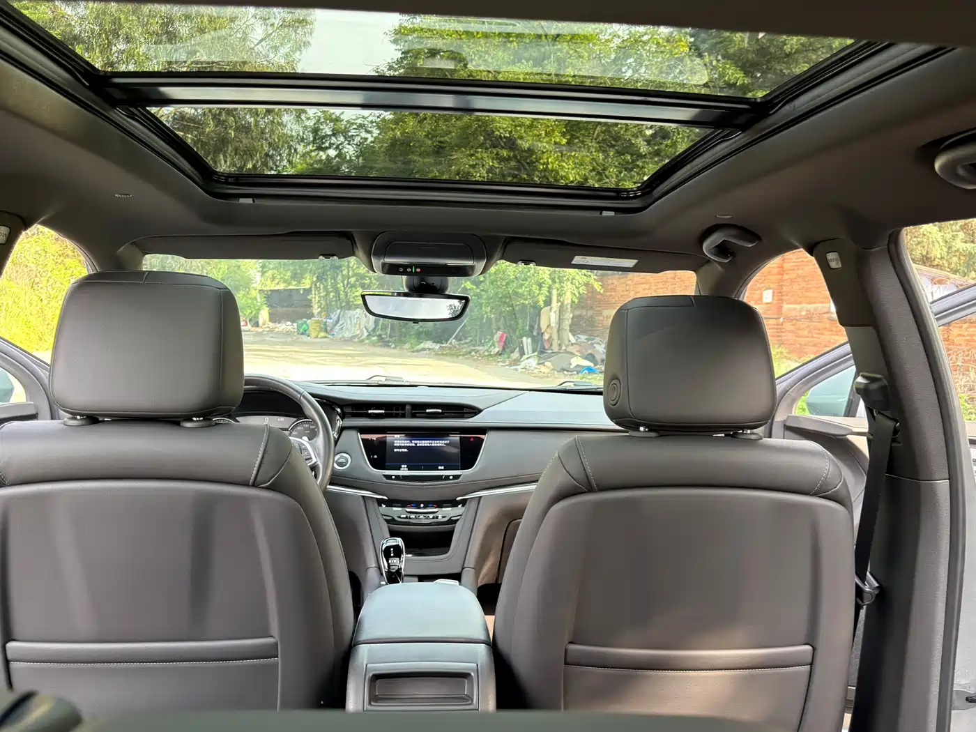 Cadillac XT5 2022 2.0T AWD Luxury (Hummingbird Edition) фото 15