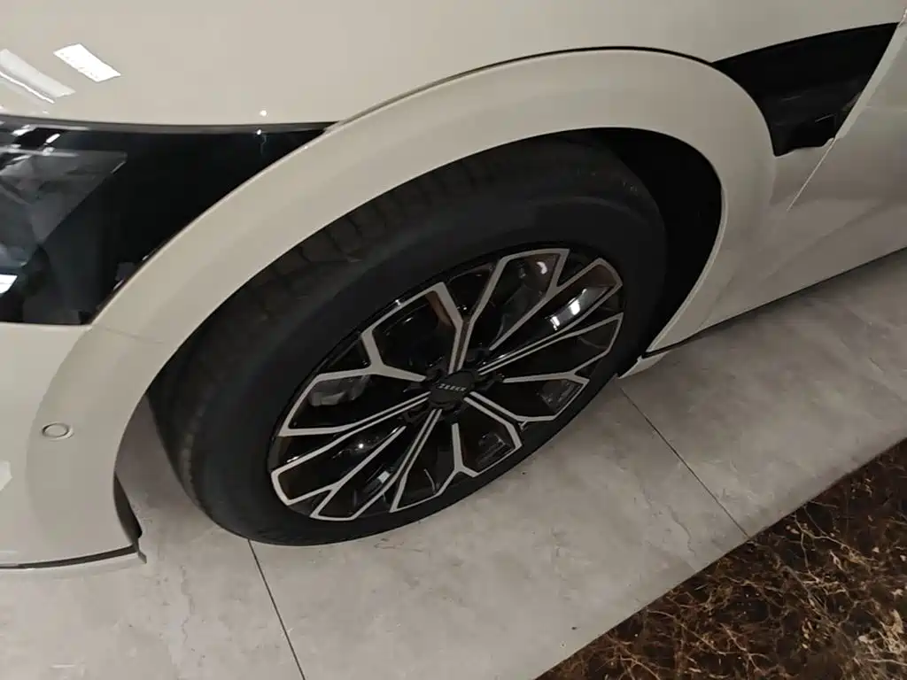 ZEEKR 007GT 2025 2025 Long Range RWD Smart Driving Edition 100kWh