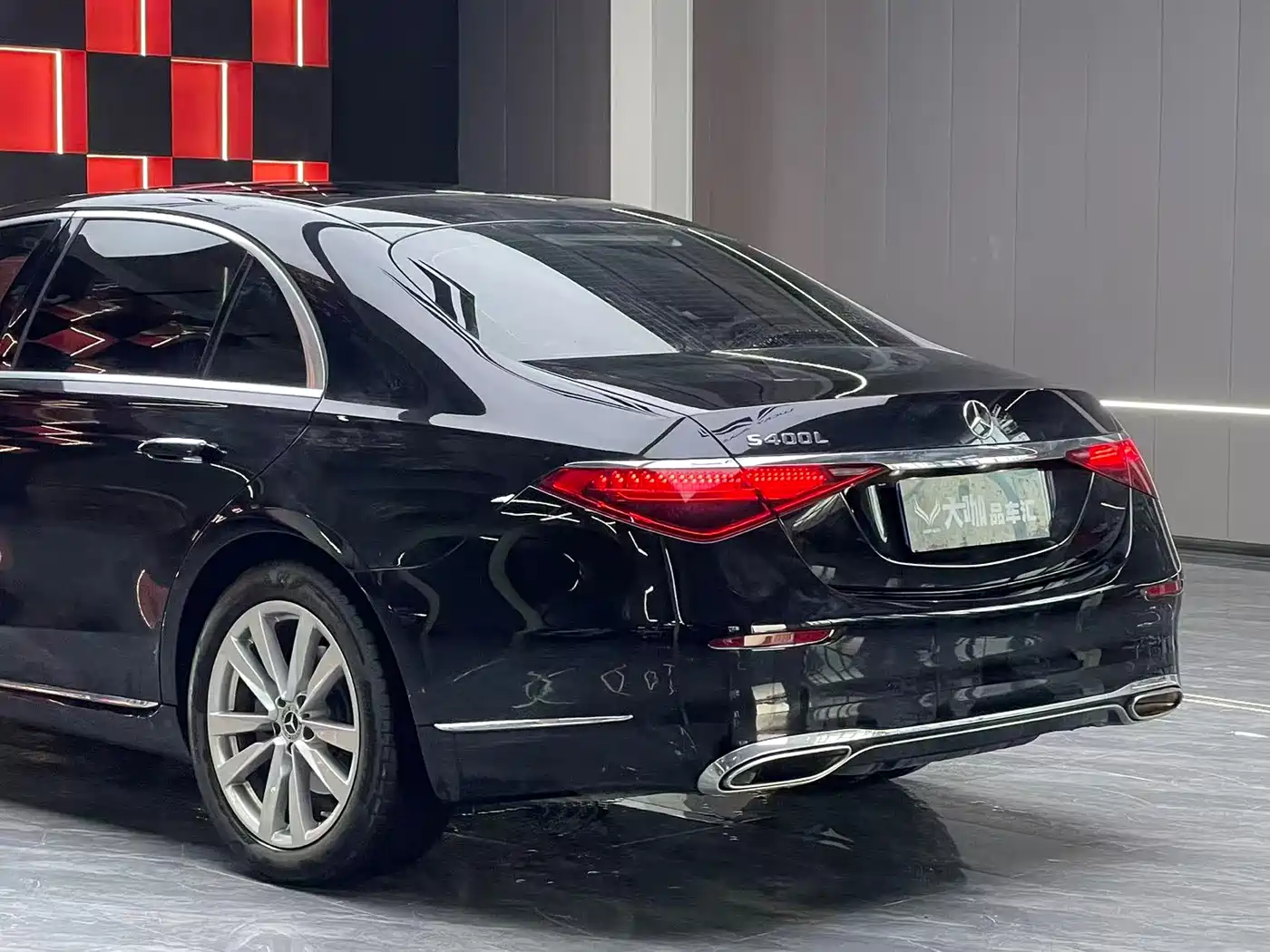 MERCEDES-BENZ S CLASS