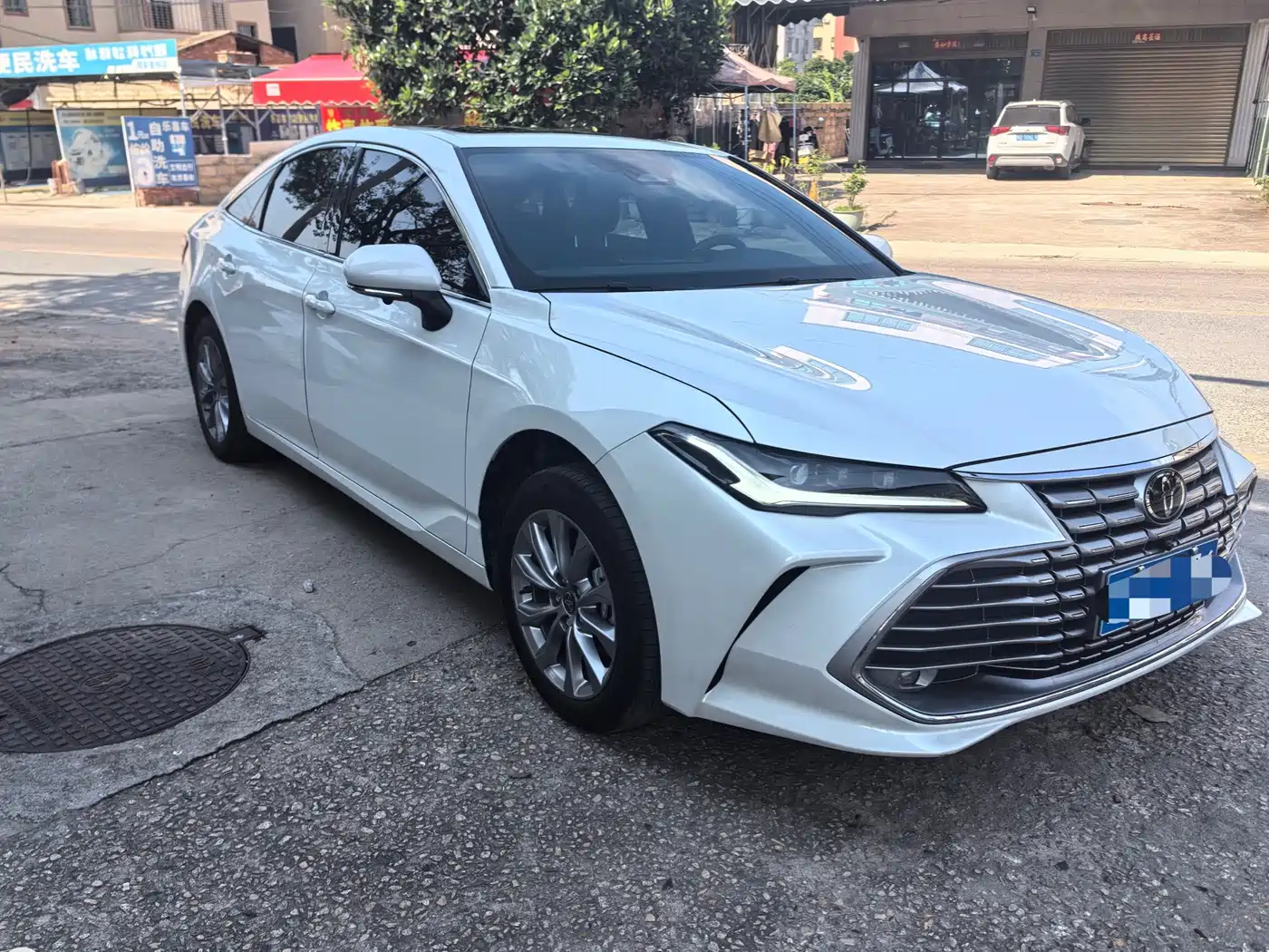 Toyota Avalon 2024 Model 2.0L Progressive Edition фото 2