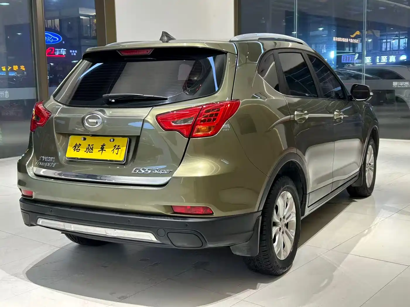 GAC Trumpchi Trumpchi GS5 Super 2015 2.0L Automatic 2WD Elite Edition фото 7