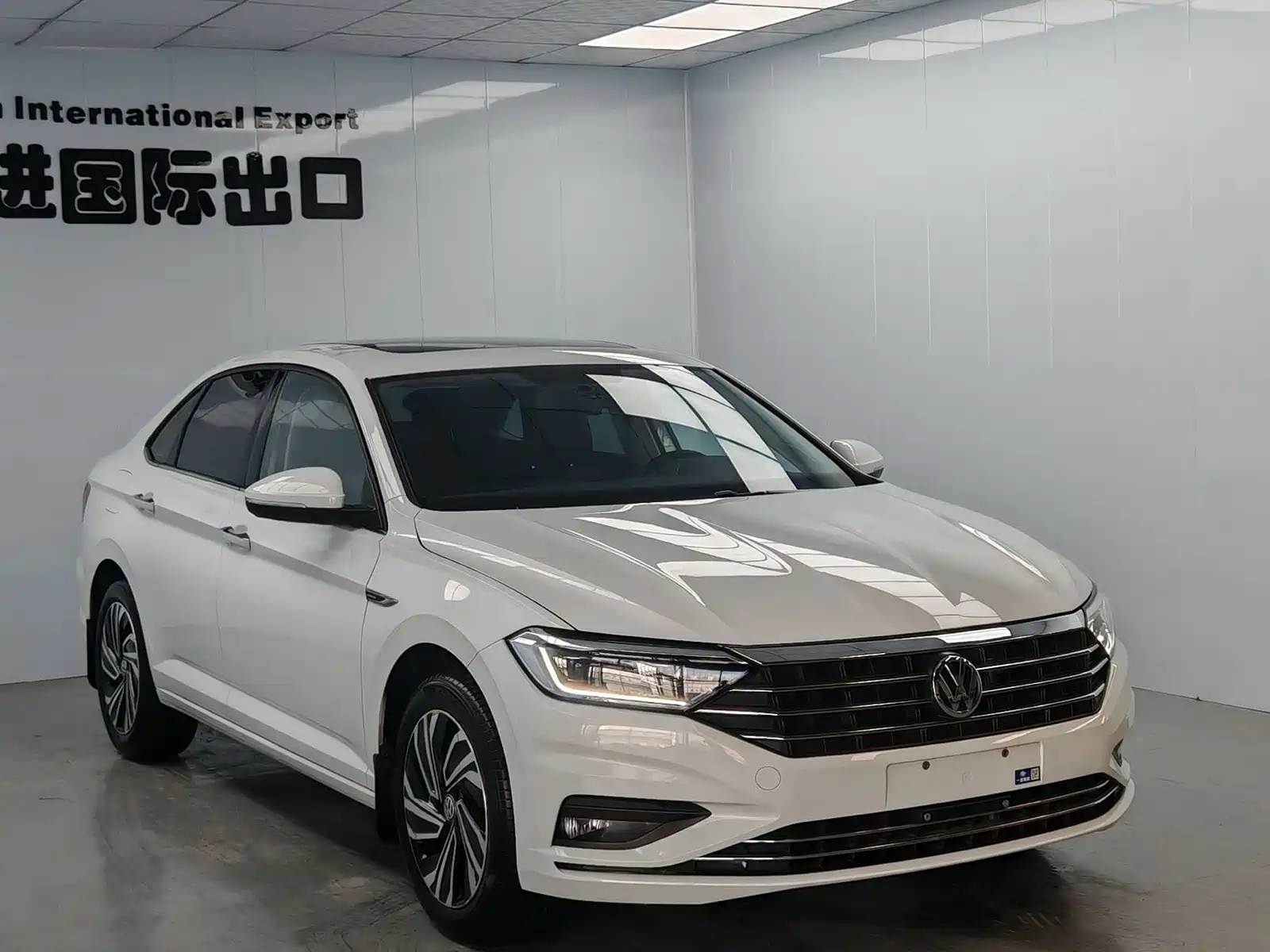 Фото 3 - Volkswagen Sagitar