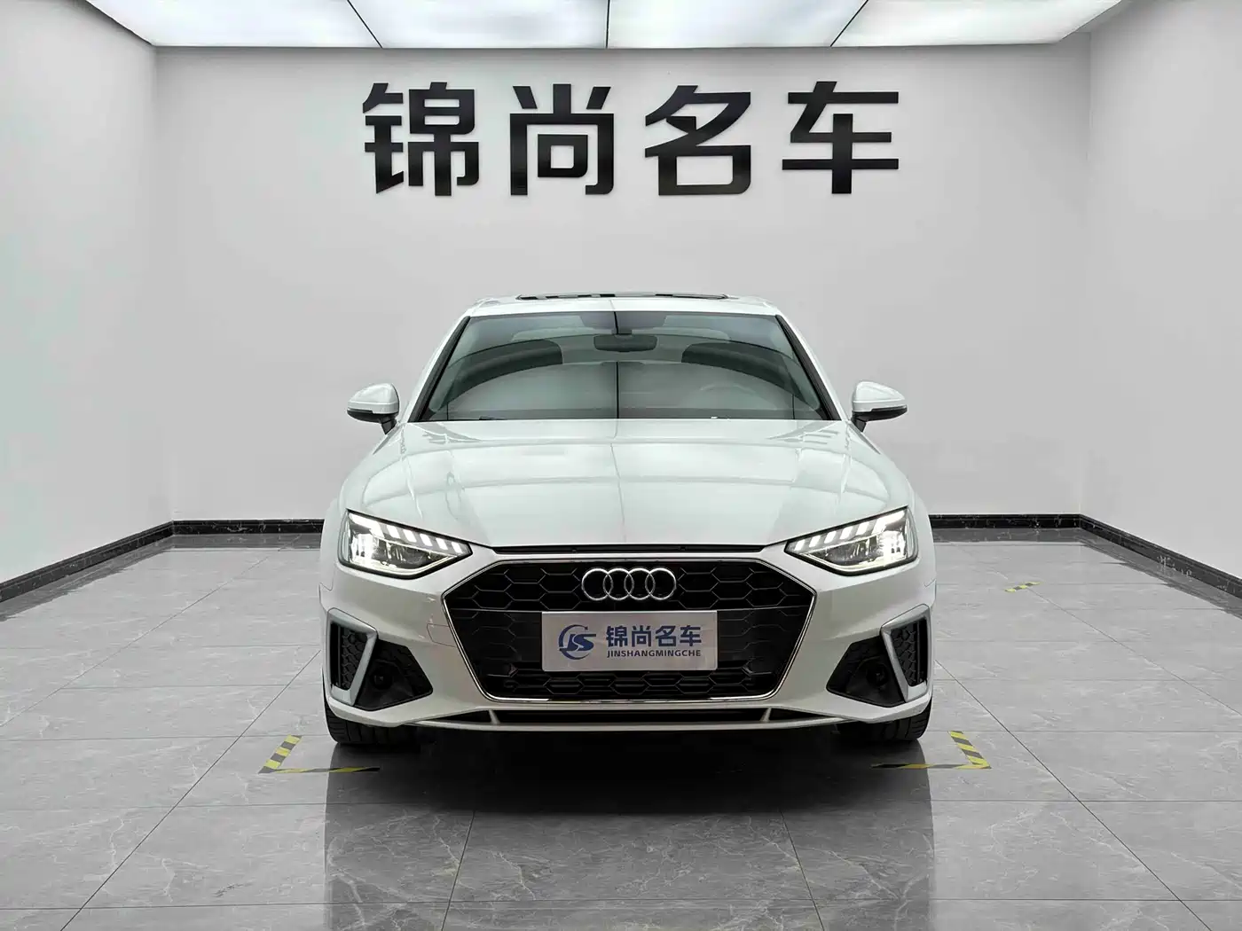 Audi A4L 2020 40 TFSI Fashion Dynamic Edition фото 3