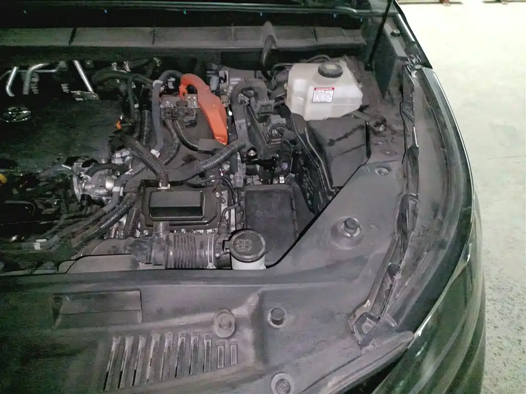 Toyota Highlander 2023 2.5L Smart Hybrid Dual Engine AWD Premium 7-Seater фото 24