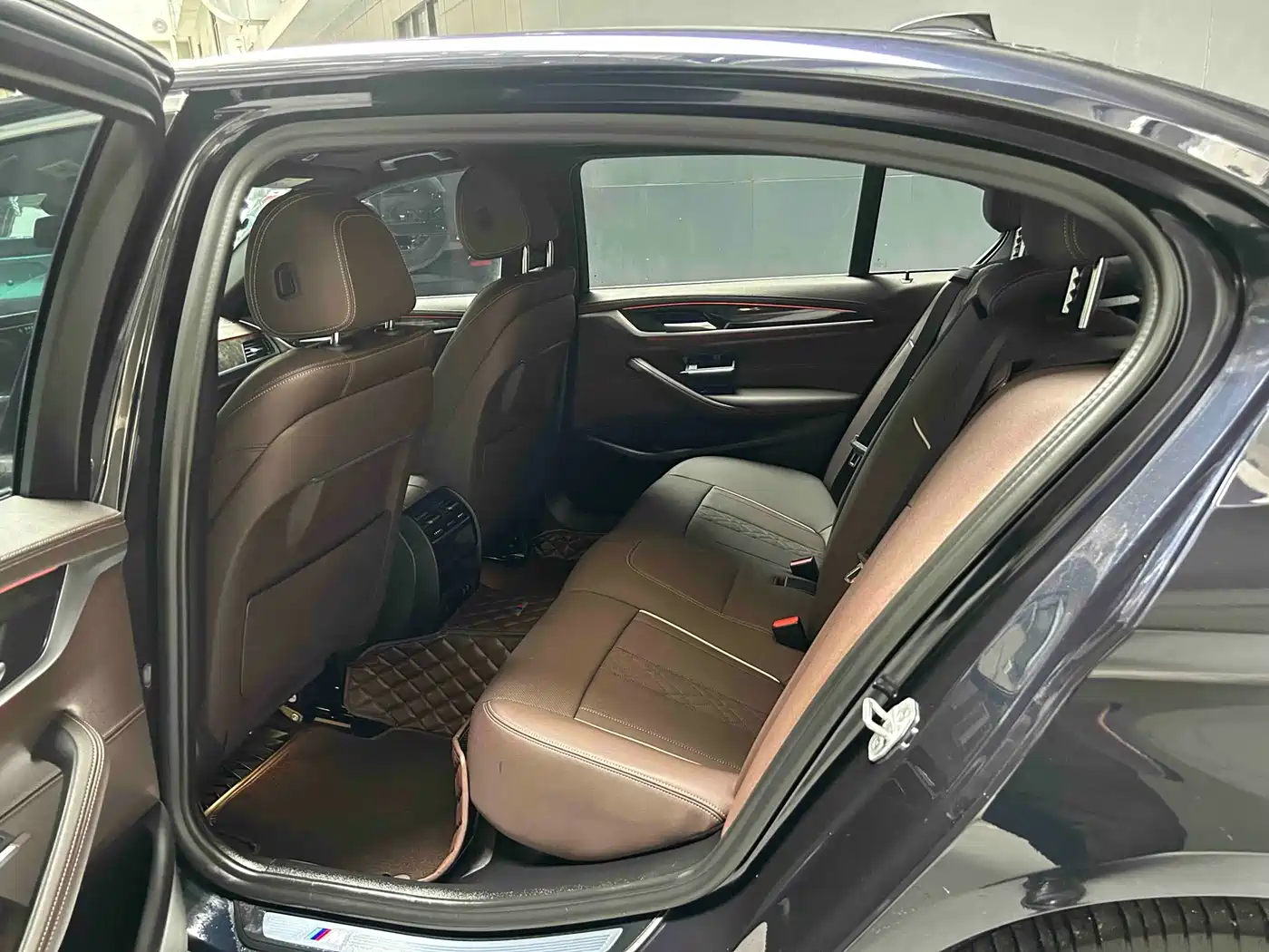 BMW 5 Series 2021 525Li M Sport Package фото 5