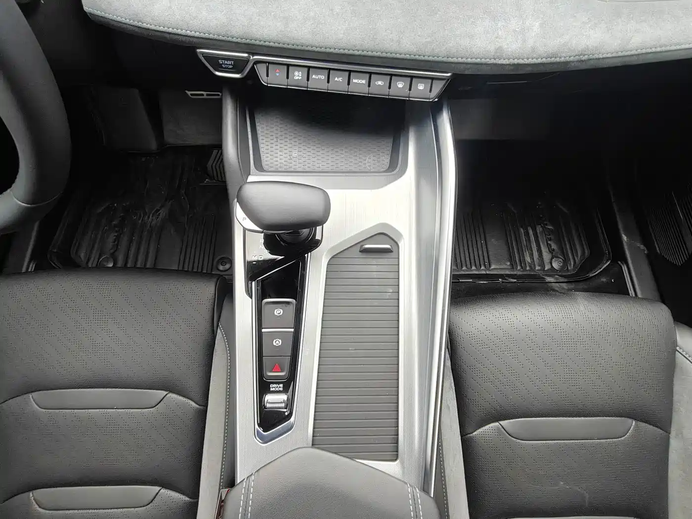 Фото 8 - Geely Preface