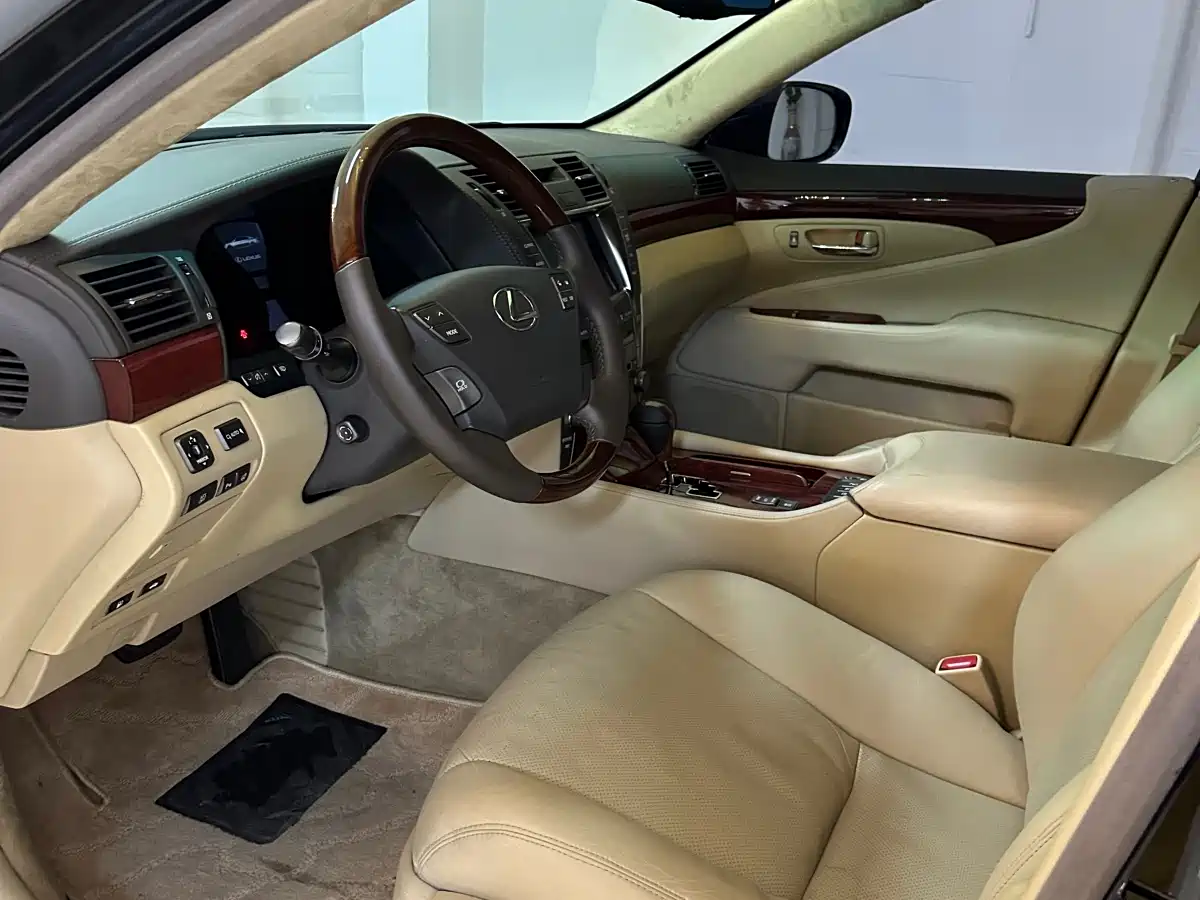 Lexus LS 2007 2006 460L Premium Edition