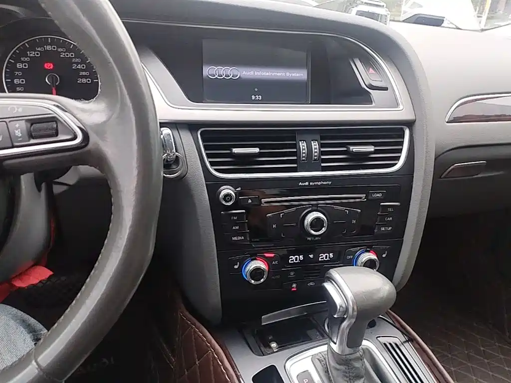 Audi A4L 2016 35 TFSI Automatic Comfort фото 20