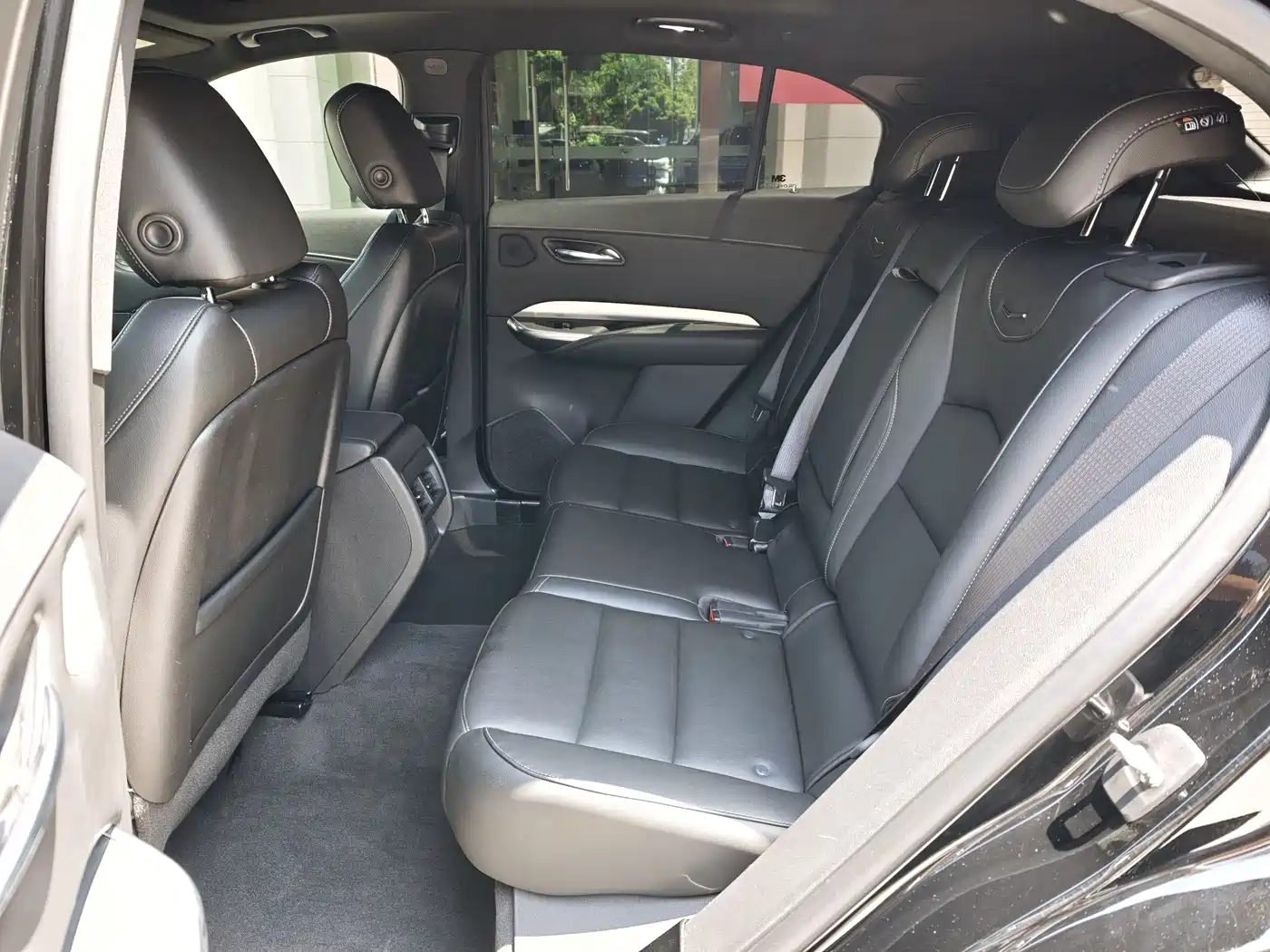 Cadillac XT4 2020 Facelift 28T 2WD Leading фото 13