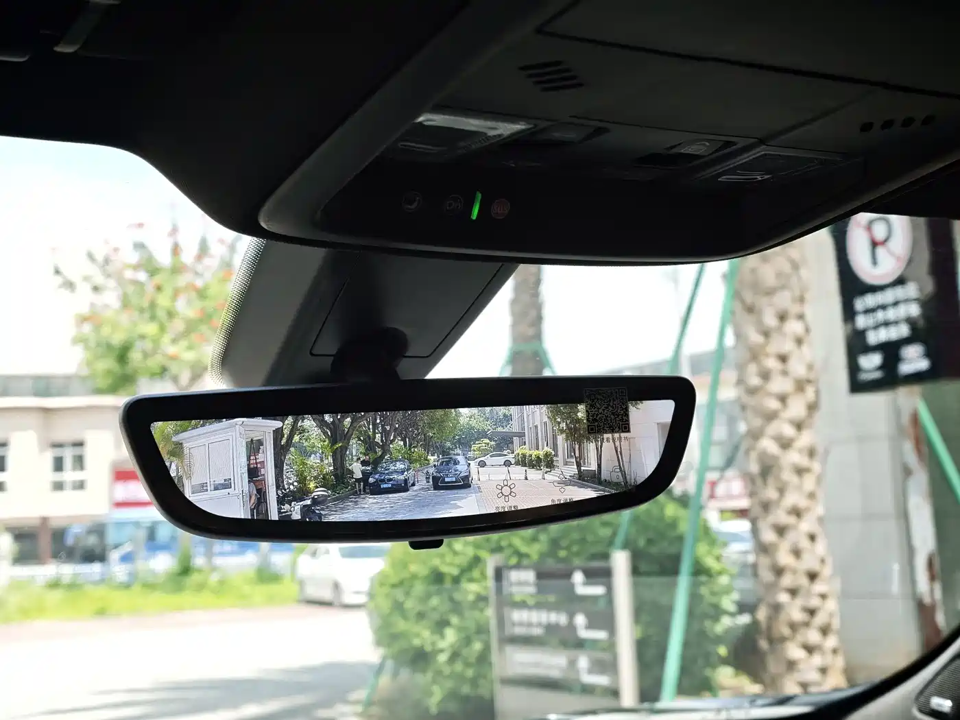 Cadillac XT4 2020 Facelift 28T 2WD Leading фото 18
