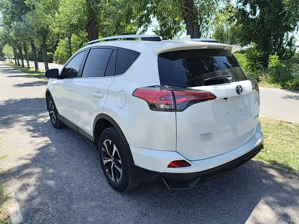 Toyota RAV4 Rongfang 2019 2.0L CVT 2WD Pioneer Edition China VI фото 5