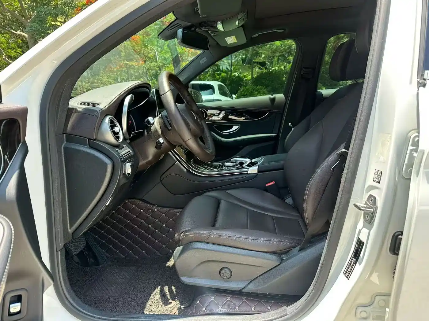 Mercedes-Benz GLC 2016 GLC 260 4MATIC Dynamic фото 4