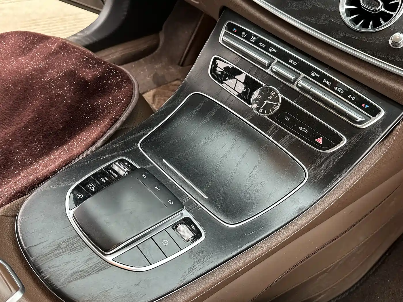 Mercedes-Benz E-Class 2019 E 300 L Sport Fashion фото 11